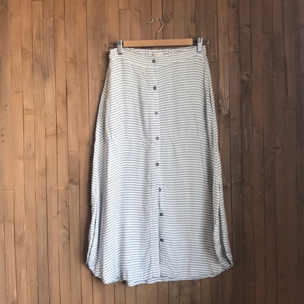 Striped Midi skirt (with pockets!)